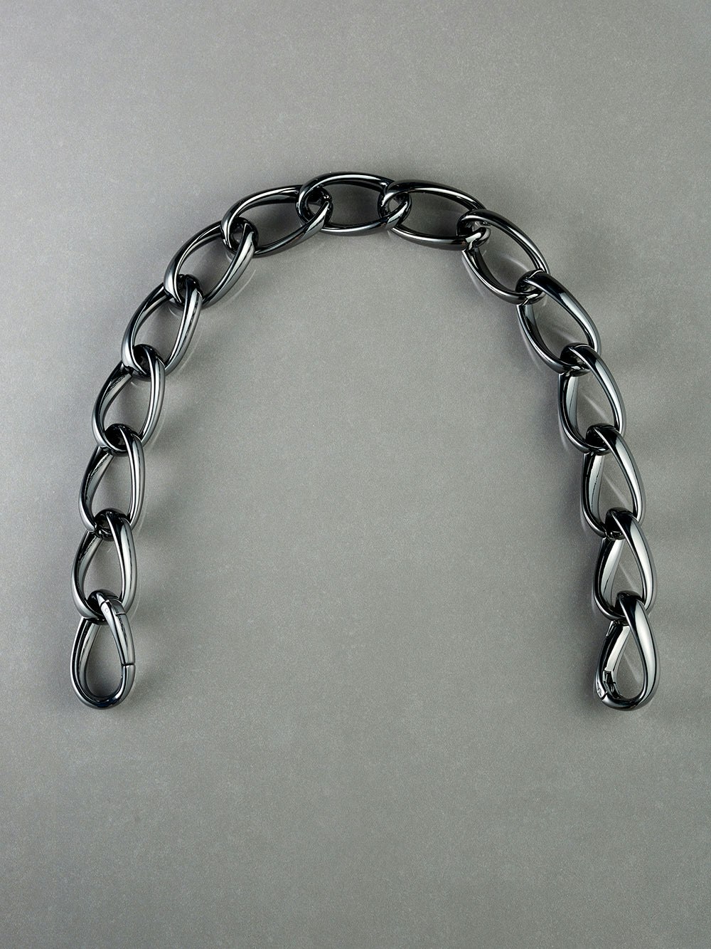 chain overhead view